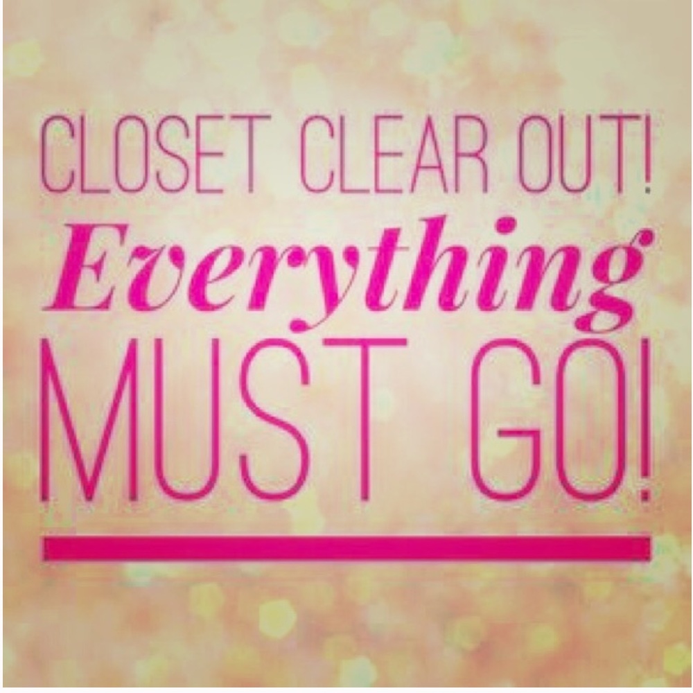CLOSET CLEAN OUT ! REASONABLE OFFERS ACCEPTED